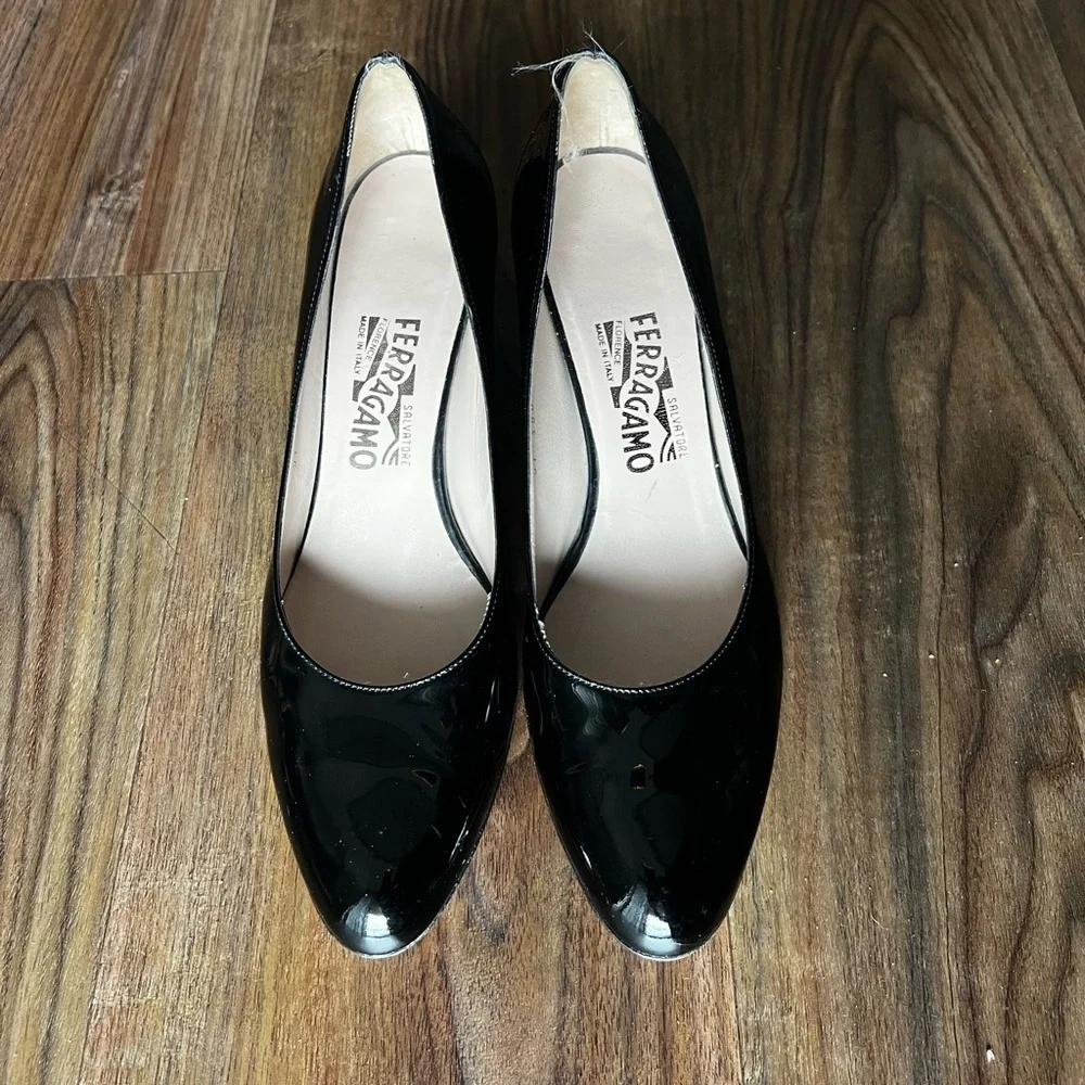 Salvatore Ferragamo Black Patent Leather Wedge Heels Women's 8.5 2A